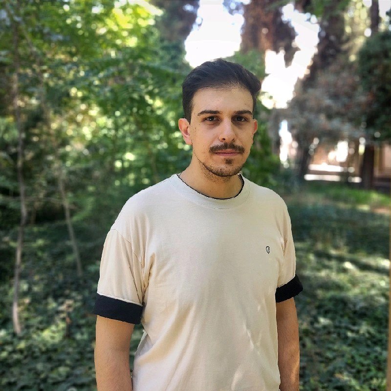 Araz Abedini